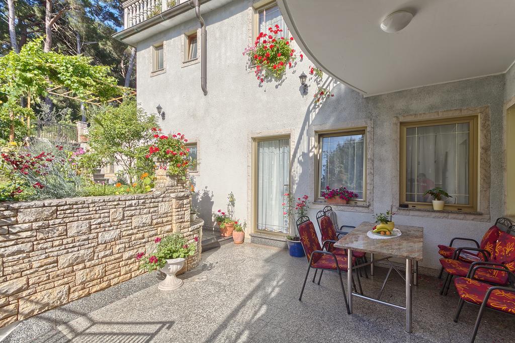Apartments Ljiljana Пула Екстер'єр фото